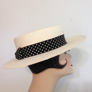Woman's Tinatoo Vintage White Straw Hat